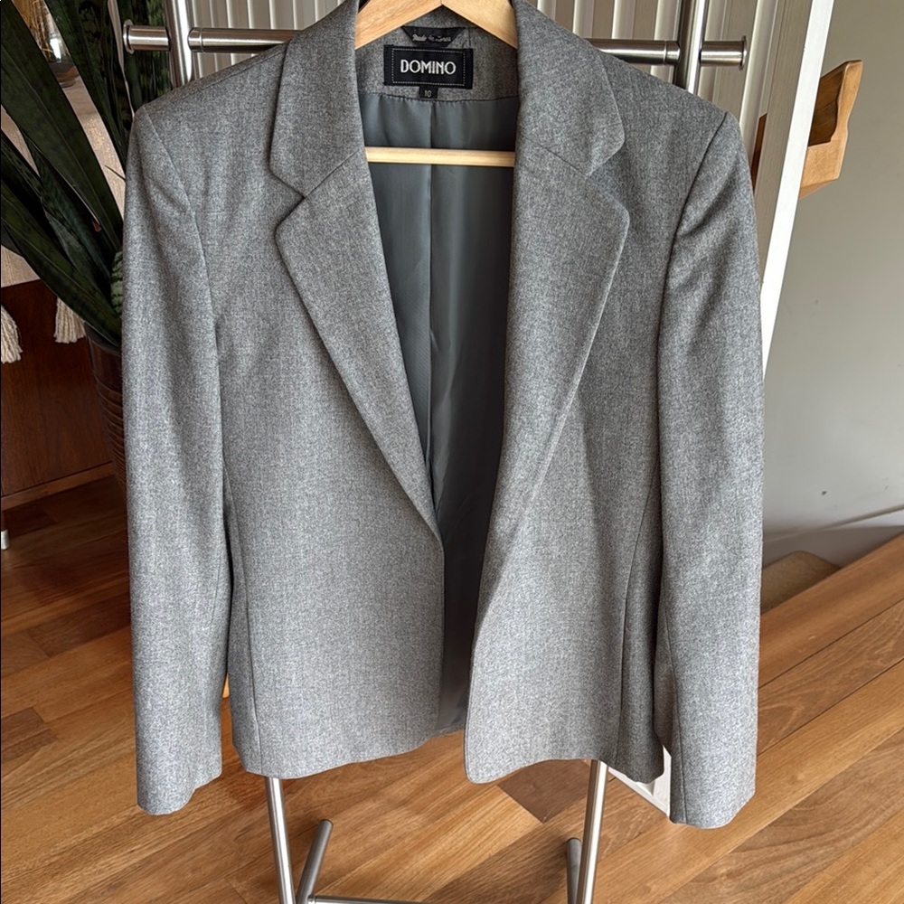 Classic/Vintage Domino Gray Wool Blazer